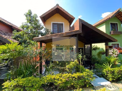 Casa, 4 quartos, 141 m² - Foto 1