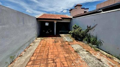 Casa, 4 quartos, 145 m² - Foto 1