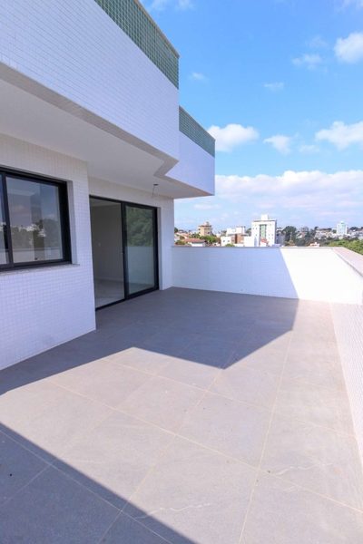 Cobertura, 3 quartos, 140 m² - Foto 2