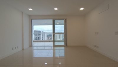 Apartamento, 3 quartos, 130 m² - Foto 2