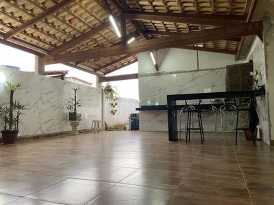 Chácara, 3 quartos, 2000 m² - Foto 1