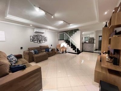 Casa, 3 quartos, 121 m² - Foto 1