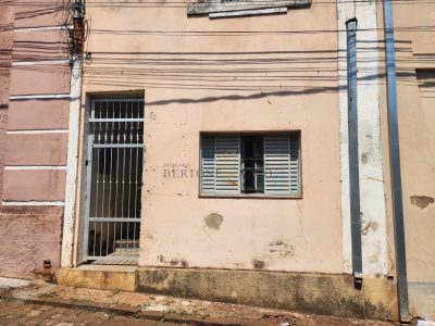 Casa, 2 quartos, 88 m² - Foto 1