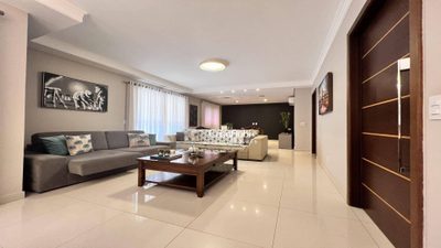 Apartamento, 3 quartos, 202 m² - Foto 2