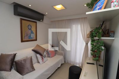 Apartamento, 2 quartos, 70 m² - Foto 1