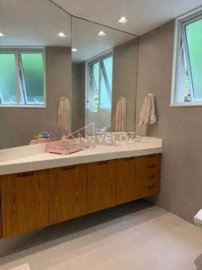Apartamento, 3 quartos, 256 m² - Foto 2