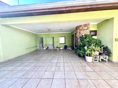 Casa, 3 quartos, 207 m² - Foto 2