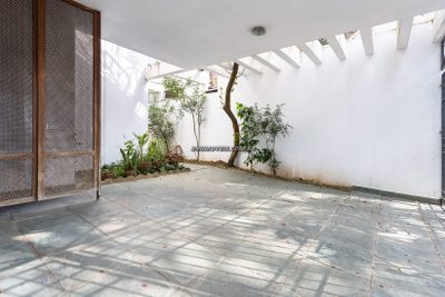 Casa, 5 quartos, 257 m² - Foto 2