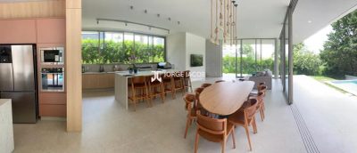 Casa, 3 quartos, 192 m² - Foto 1