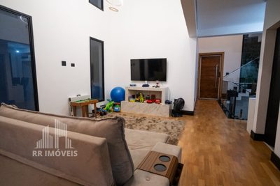 Casa, 3 quartos, 305 m² - Foto 2