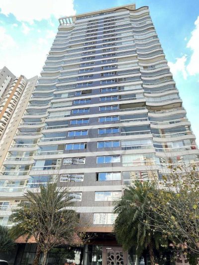 Apartamento, 3 quartos, 245 m² - Foto 1