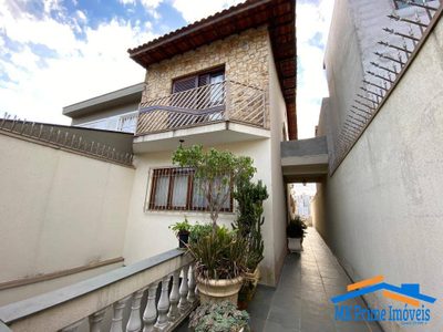 Sobrado, 3 quartos, 223 m² - Foto 2