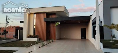 Casa, 5 quartos, 165 m² - Foto 1