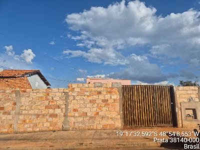 Casa, 2 quartos, 300 m² - Foto 1