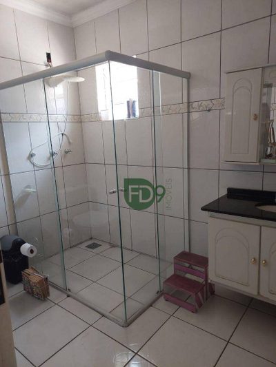 Casa, 4 quartos, 216 m² - Foto 4