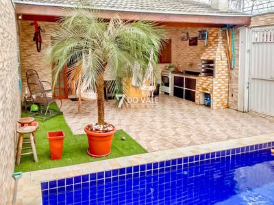Casa, 3 quartos, 172 m² - Foto 1