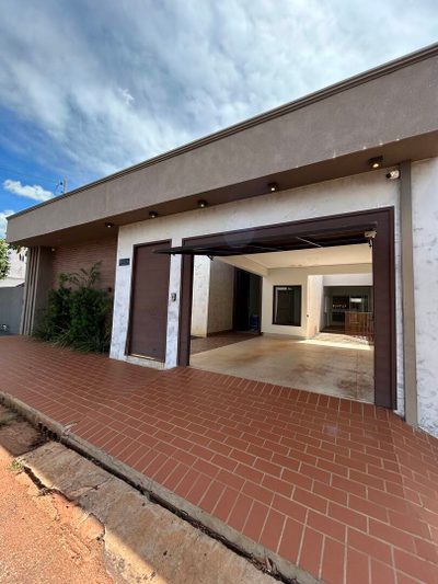 Casa, 3 quartos, 250 m² - Foto 1