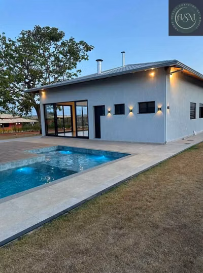 Casa, 4 quartos, 270 m² - Foto 1