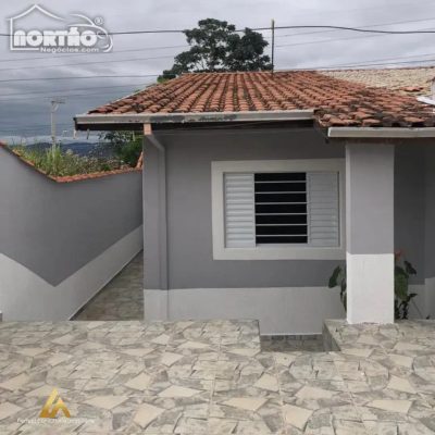 Casa, 4 quartos, 129 m² - Foto 2