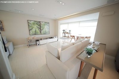 Apartamento, 3 quartos, 230 m² - Foto 1