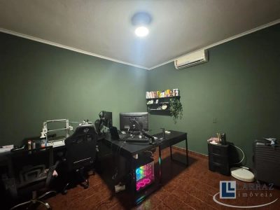 Casa, 3 quartos, 210 m² - Foto 2