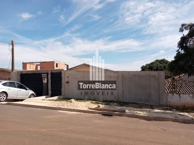 Casa, 3 quartos, 141 m² - Foto 1