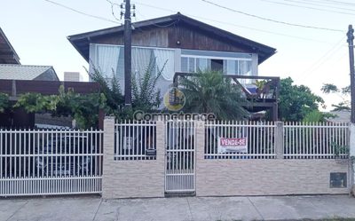 Casa, 4 quartos, 210 m² - Foto 2