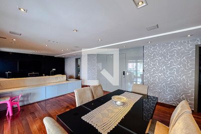 Apartamento, 3 quartos, 210 m² - Foto 4