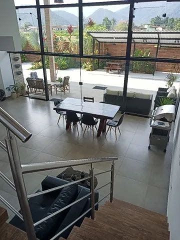Casa de Condomínio, 4 quartos - Foto 1