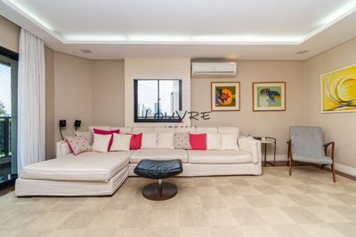 Apartamento, 3 quartos, 158 m² - Foto 1