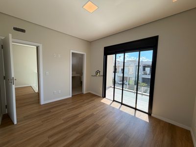Casa, 3 quartos, 242 m² - Foto 3