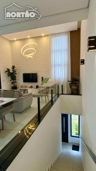 Casa, 5 quartos, 161 m² - Foto 3