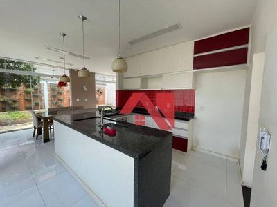 Sobrado, 3 quartos, 280 m² - Foto 1