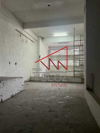 Loja-Salão, 241 m² - Foto 1