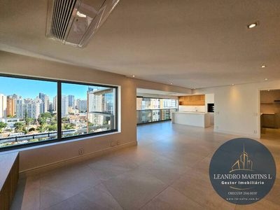 Apartamento, 3 quartos, 192 m² - Foto 1