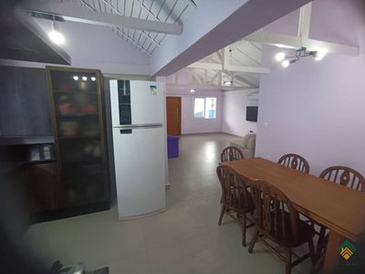 Casa, 4 quartos, 240 m² - Foto 2