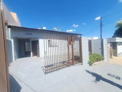 Casa, 3 quartos, 220 m² - Foto 1