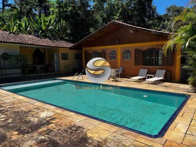 Casa, 3 quartos, 233 m² - Foto 1