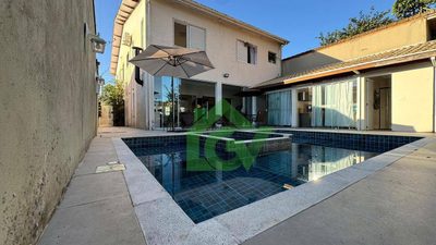Casa, 6 quartos, 337 m² - Foto 1