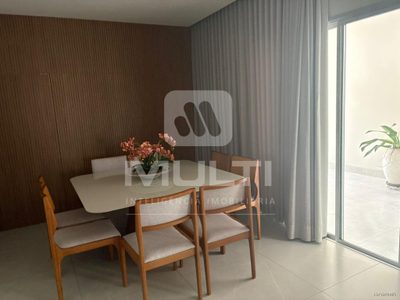 Casa, 4 quartos, 300 m² - Foto 3