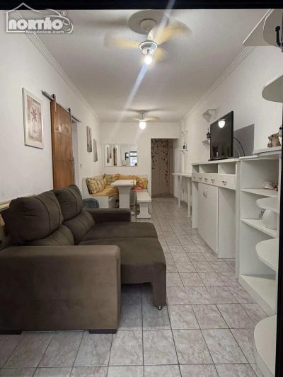 Casa, 3 quartos, 78 m² - Foto 2