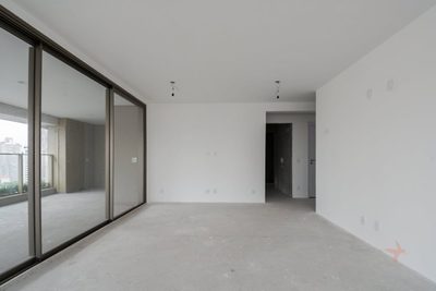 Apartamento, 3 quartos, 221 m² - Foto 2