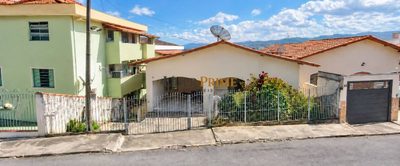 Casa, 3 quartos, 260 m² - Foto 1