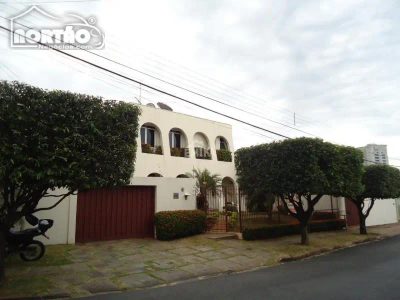 Casa, 5 quartos, 347 m² - Foto 1