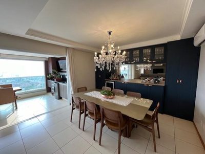 Apartamento, 3 quartos, 180 m² - Foto 1