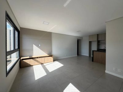 Apartamento, 2 quartos, 72 m² - Foto 2