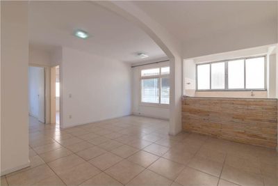 Apartamento, 2 quartos, 74 m² - Foto 2