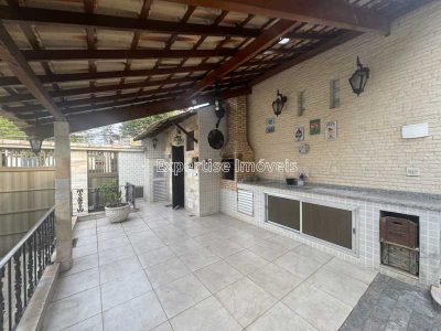 Casa, 4 quartos, 305 m² - Foto 3