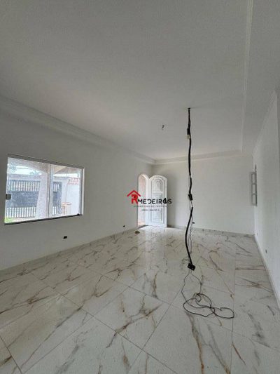 Casa, 4 quartos, 220 m² - Foto 2