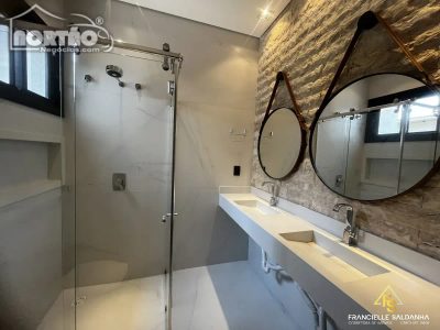 Casa, 1 quarto, 226 m² - Foto 3